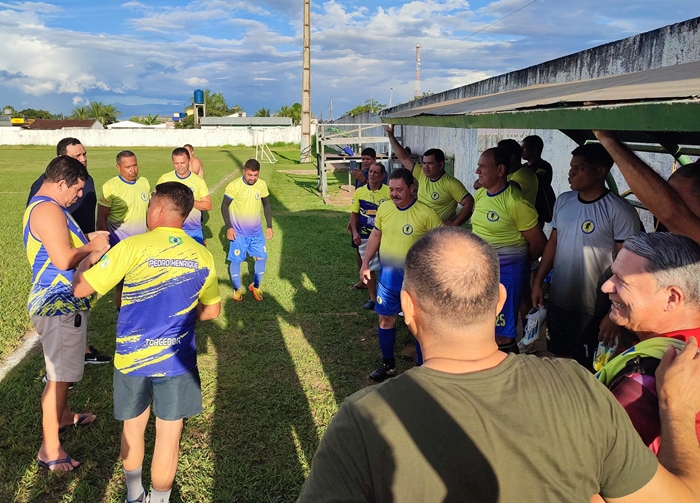 4ee30d64-76e2-4048-b197-ba738202f980 Pelada dos Amigos e Asociacion Tambopata realizam amistoso de futebol promovendo integração esportiva entre Brasil e Peru