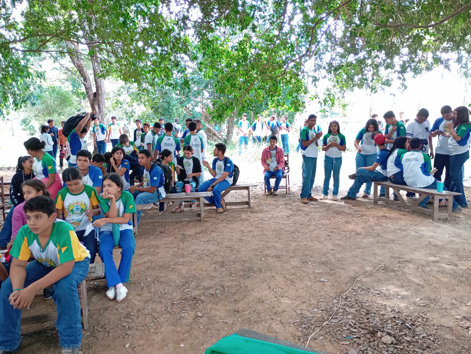 38386a59-2100-45a2-b76a-72a631f9ebbe Escola Estadual Rural de Ensino Fundamental e Médio Professor Luiz Gonzaga da Rocha sedia a VI Conferência Nacional Infanto-juvenil pelo Meio Ambiente