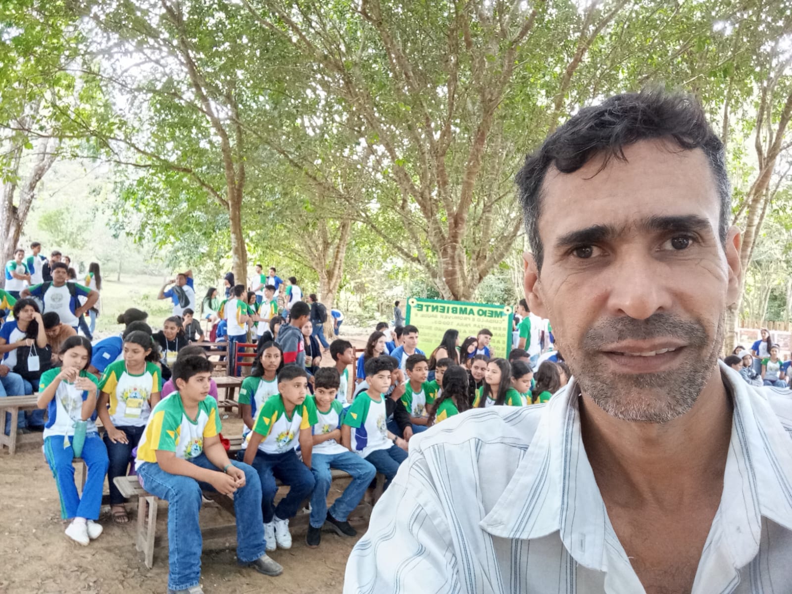 4a7863bb-8f6e-4c2a-919b-2a5e3862645d Escola Estadual Rural de Ensino Fundamental e Médio Professor Luiz Gonzaga da Rocha sedia a VI Conferência Nacional Infanto-juvenil pelo Meio Ambiente