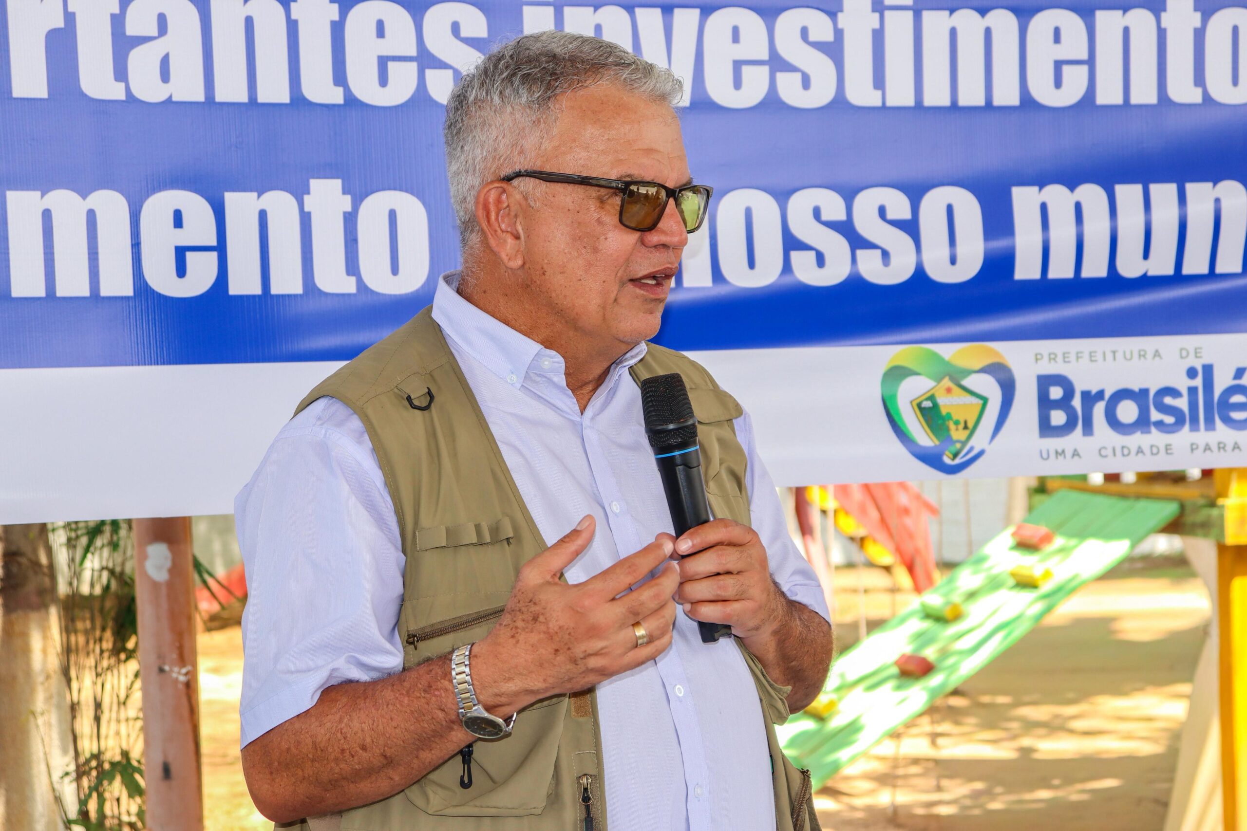 2cdf4a98-8895-45d1-a5b5-6f3cc196ef45-scaled Senador Petecão garante Espaço Recreativo para Escola Vitória Salvatierra Cesar em Brasiléia