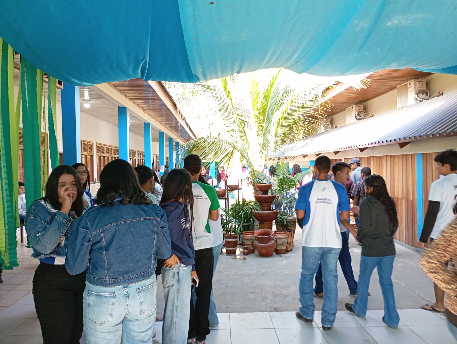43d8cd71-5fa5-4cef-a176-c194b67f8544 Escola Luiz Gonzaga da Rocha realiza Feira "Viver Ciência"