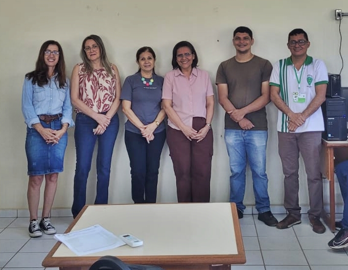 6d04accb-e3ea-4958-974e-5b514fb81336 Escola Rural Luiz Gonzaga da Rocha firma parceria com Polo UAB de Brasiléia proporcionando aulas práticas de TI